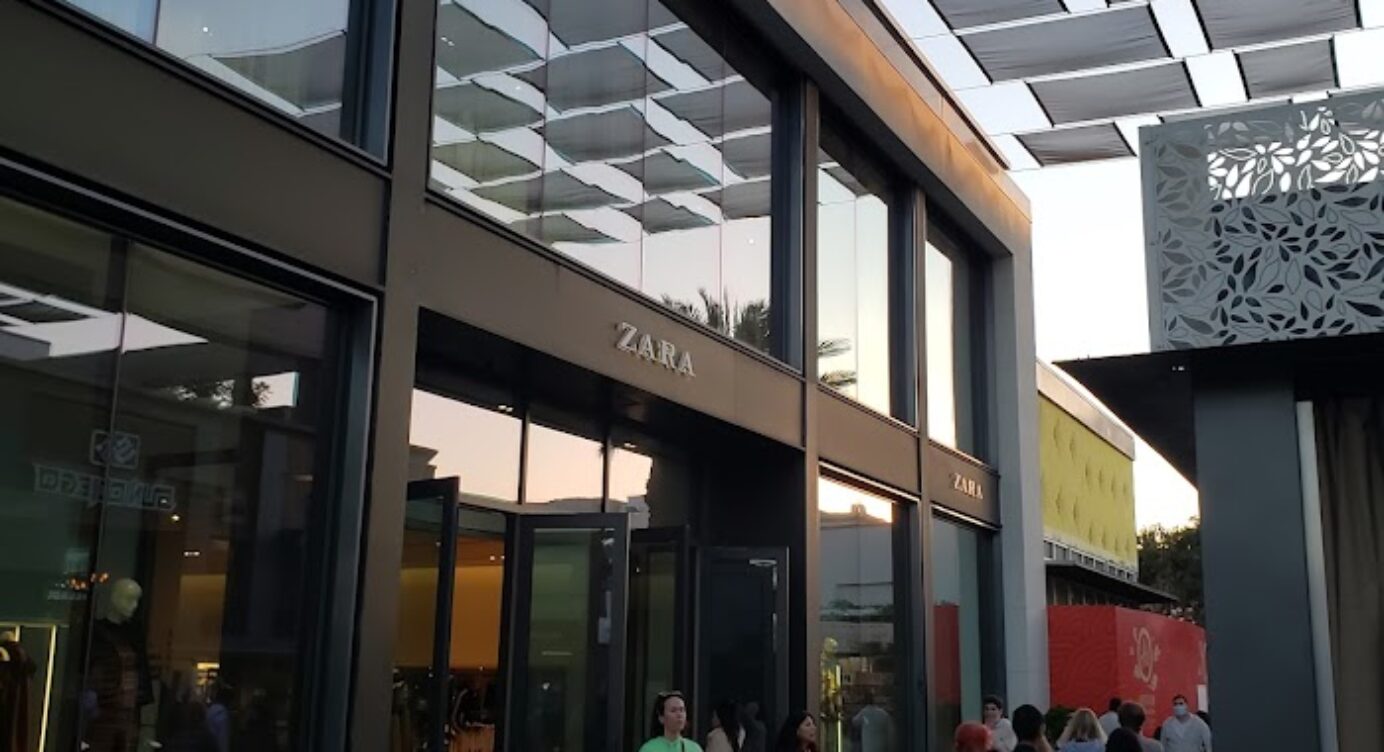 ZARA – Clothing Store in California